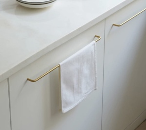 Uchwyt meblowy SLIM BAR – mosiężny – Gaia Decor